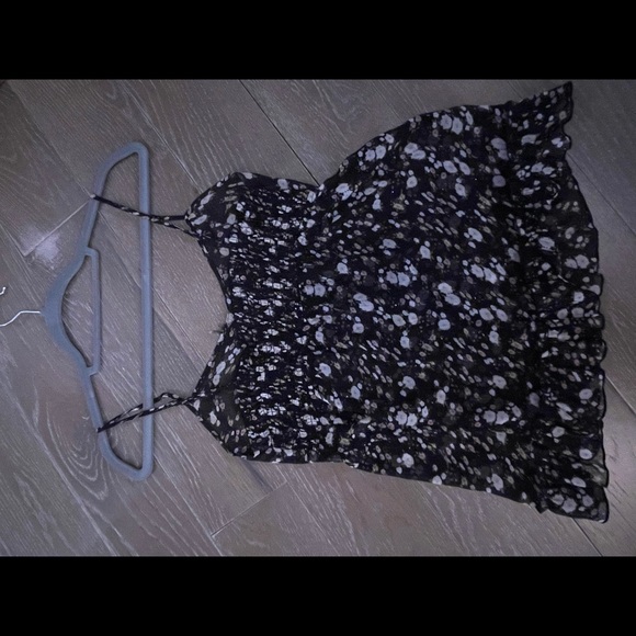 Express - Floral Ruffle Tank - Picture 5 of 9